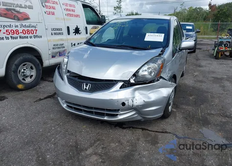 2012 Honda Fit z USA, uszkodzony, nr VIN JHMGE8H39CC023551